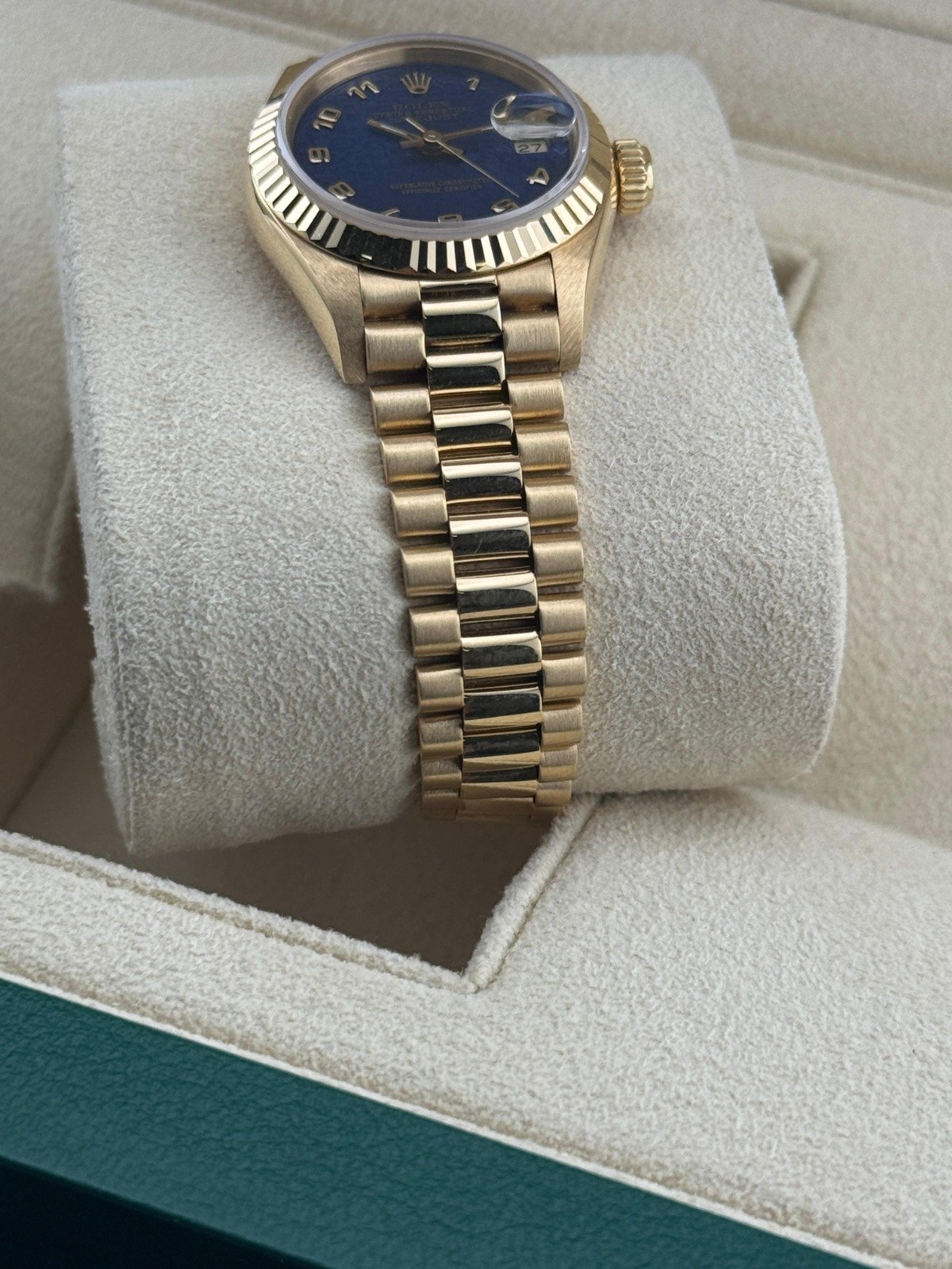 Product Gallery Image