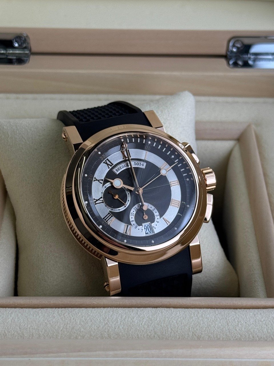 Product Gallery Image