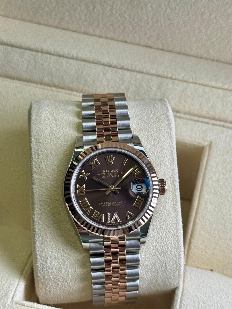 Product Gallery Image