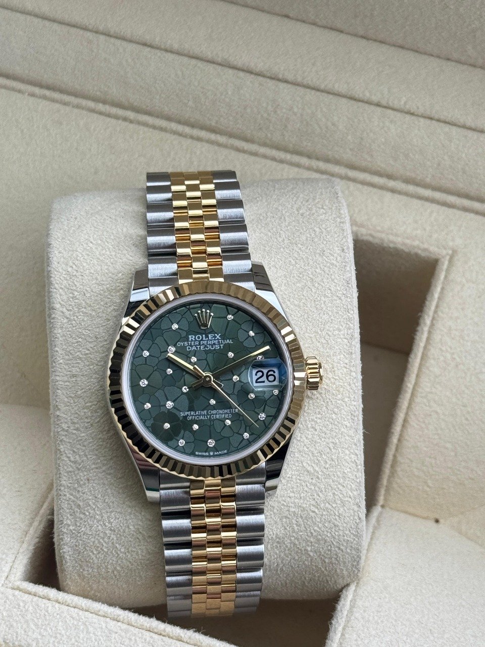 Product Gallery Image