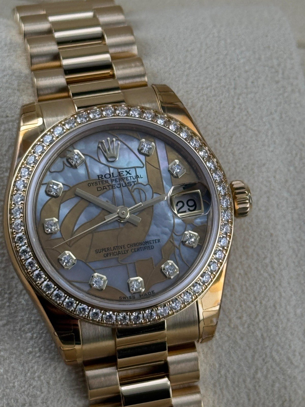 Product Gallery Image