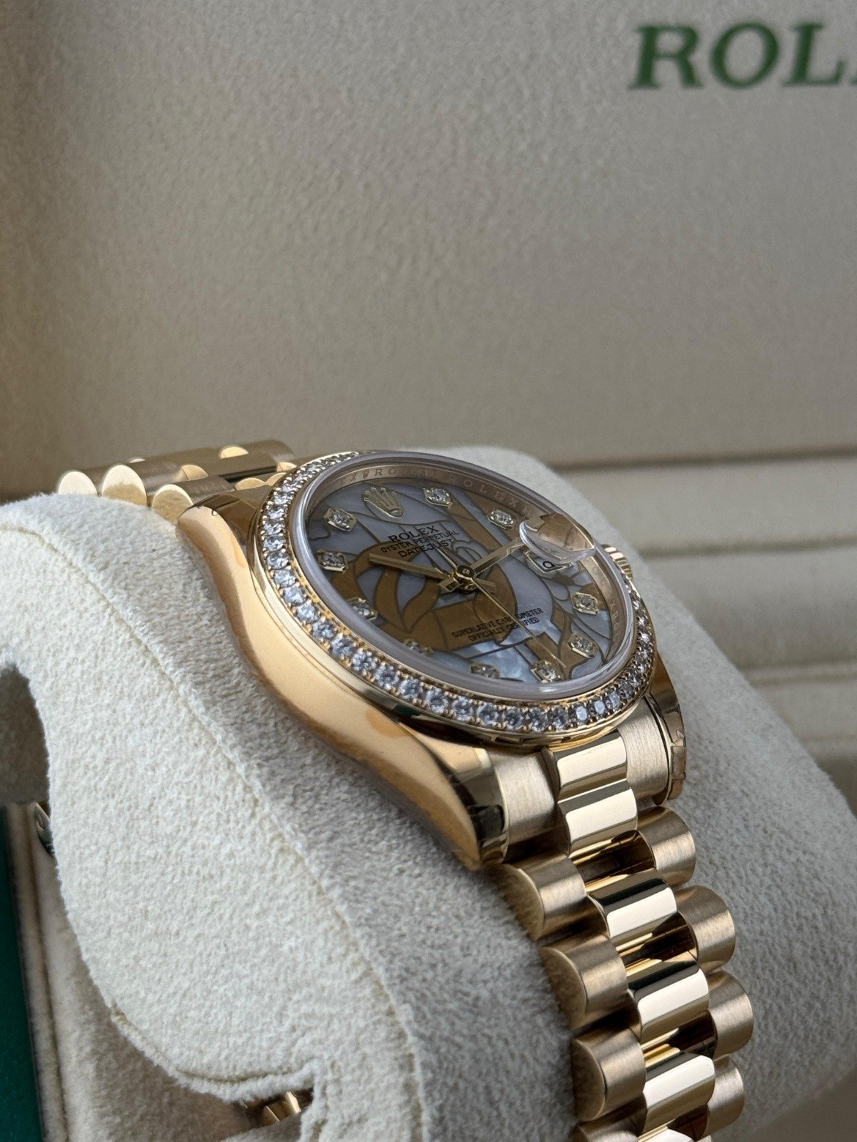 Product Gallery Image
