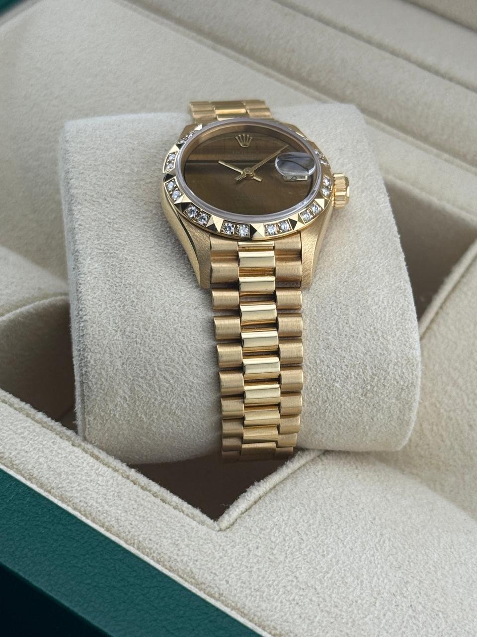 Product Gallery Image